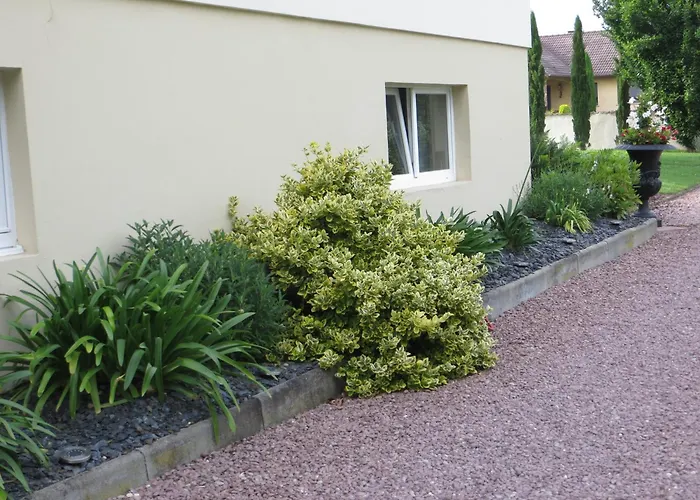 Les Hortensias Homestay